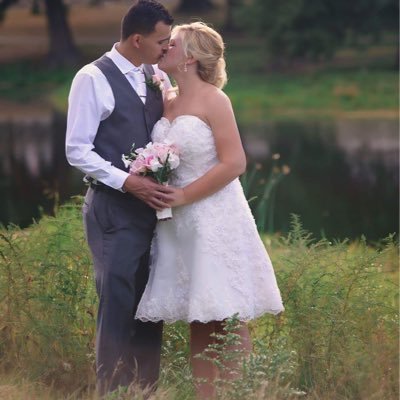 Profile Picture of Stephanie (@MrsMcAdam13) on Twitter