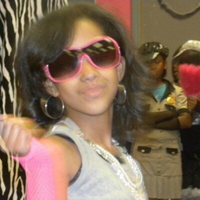 Profile Picture of Chrissy Hines (@MsChrissyHines) on Twitter