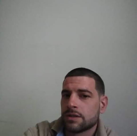 Profile Picture of Jesse Durham (@jessedurham) on Poshmark