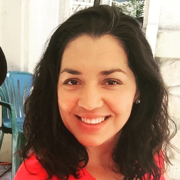 Profile Picture of Rocio Galvez (@galvez80) on Poshmark