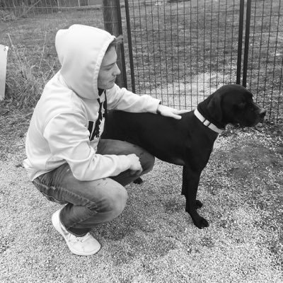 Profile Picture of Zach DeVore (@thebigzachD) on Twitter