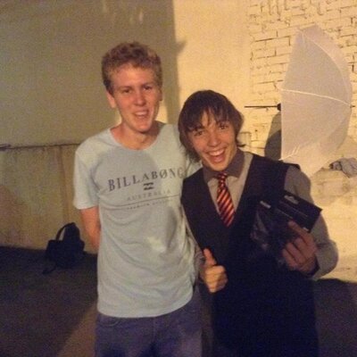 Profile Picture of Curtis Hooper (@Autograph_Hunta) on Twitter