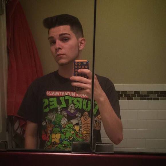 Profile Picture of Tristin Gilboy (@tristingilboy) on Poshmark