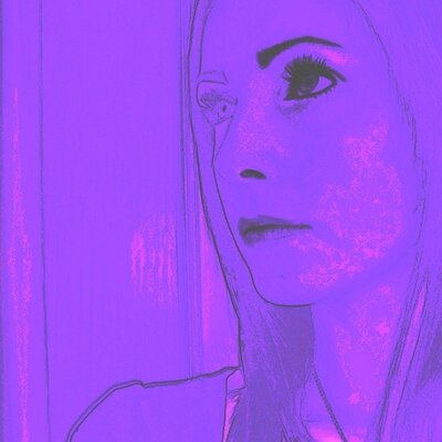 Profile Picture of Claire-Marie Belcher (@redfirefly82) on Twitter