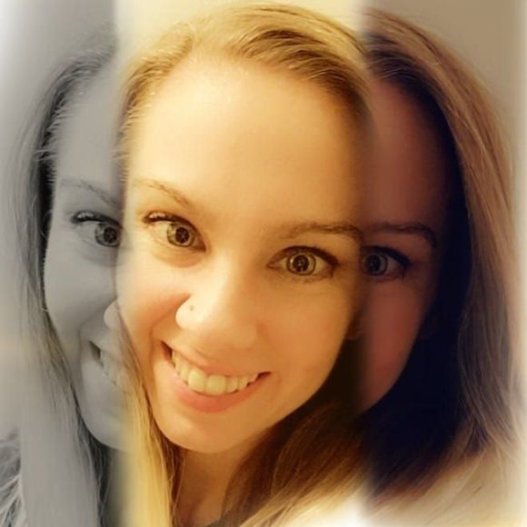 Profile Picture of Lindsay Porter case (@danser221) on Poshmark