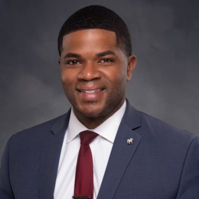 Profile Picture of Dr. Darryl Henson (@DrHenson2) on Twitter