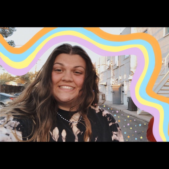 Profile Picture of Isabella Perrello (@iperrello) on Poshmark