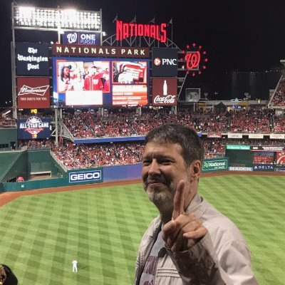 Profile Picture of Charlie Mitchell (@CharlieReports) on Twitter