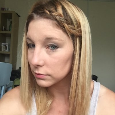 Profile Picture of Leah M (@leah_elliot5) on Twitter