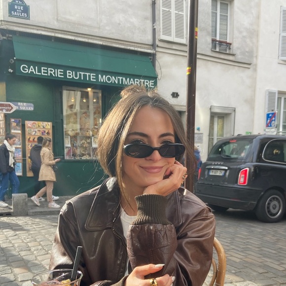 Profile Picture of Katherine Grilli (@grillikj) on Poshmark