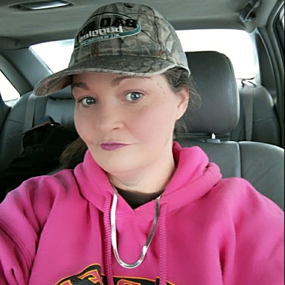 Profile Picture of Chrystal Stewart (@crystalstewart5) on Poshmark