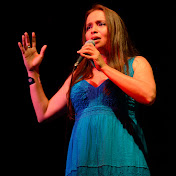 Profile Picture of Astrid Acevedo (@satrid09) on Youtube