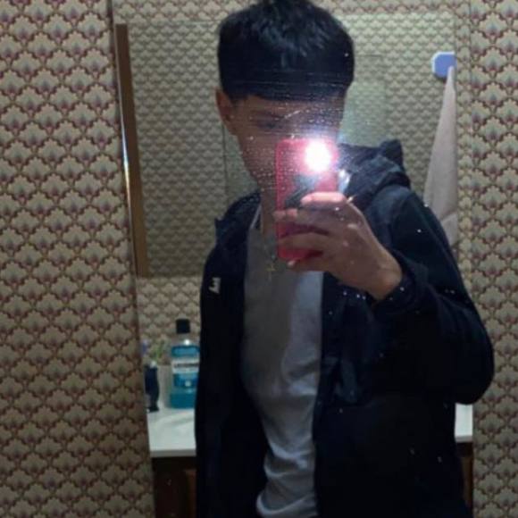 Alexis Zenon - Poshmark Profile Picture of Alexis Zenon (@alexiszenon) on Poshmark