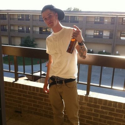 Profile Picture of John Kaczynski (@DoPeMaNsKeLlY90) on Twitter