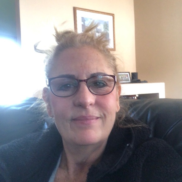 Profile Picture of Marianne Darienzo (@butterfly51257) on Poshmark