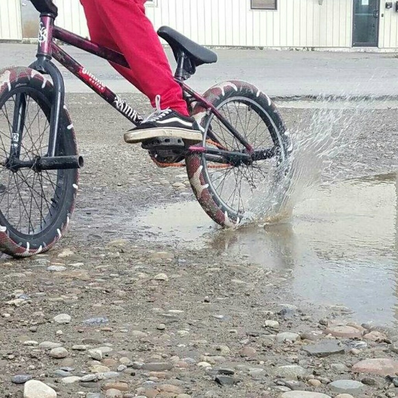 Profile Picture of Joseph Wagner (@joeyx4118) on Poshmark