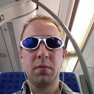 Profile Picture of Denis Kern (@laurin1977) on Twitter