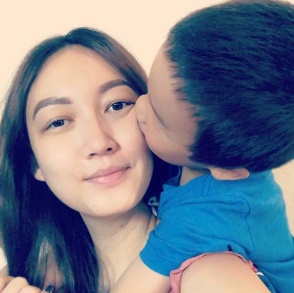 Profile Picture of Julie Chung (@jooleechung) on Poshmark