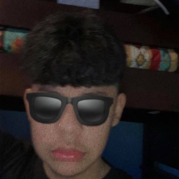 Profile Picture of Gustavo Lopez (@gaelmaster48) on Poshmark