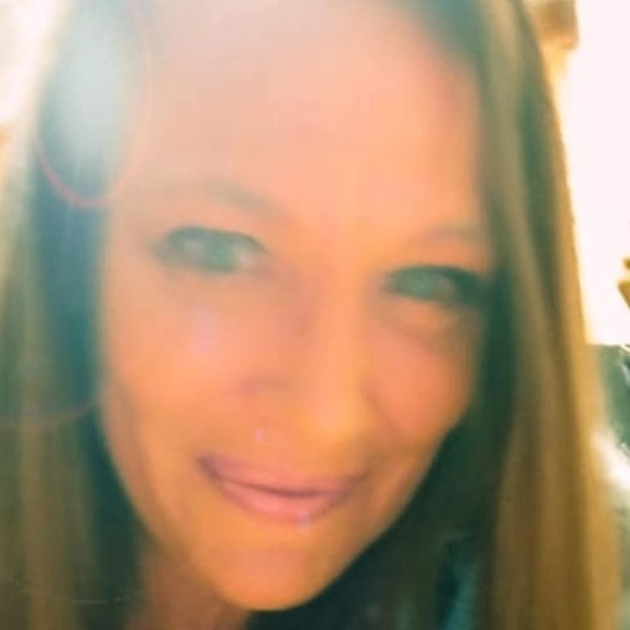 Profile Picture of Sherrie Gerdon (@sherriegerdon) on Poshmark