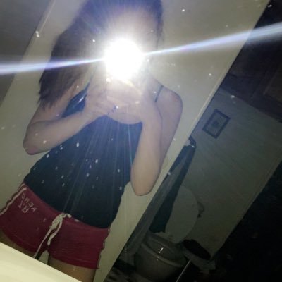 Profile Picture of Stephanie Forrest (@stephaniem1018) on Twitter