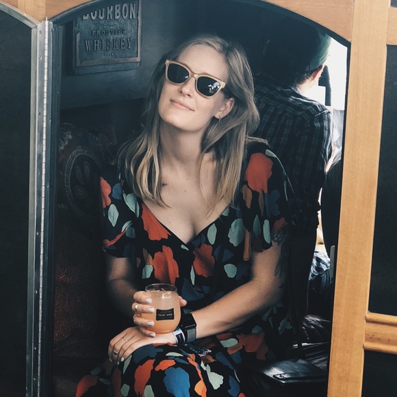 Profile Picture of Emily Albracht (@exalbracht) on Poshmark