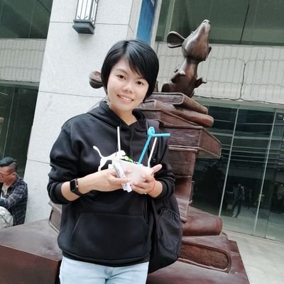 Profile Picture of Julia Lay (@JuliaLa51922217) on Twitter