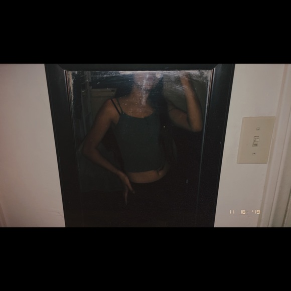 Profile Picture of Milly Perez (@millyy751) on Poshmark