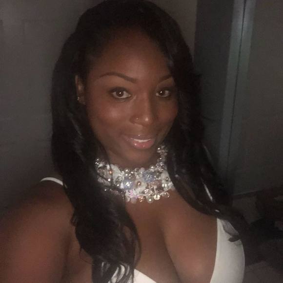 Profile Picture of Shellyann Harding leroy (@shellshot1987) on Poshmark