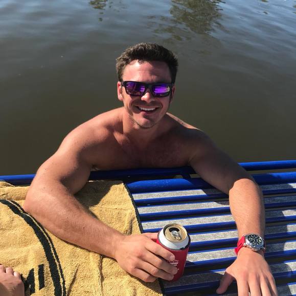 Profile Picture of Josh Tuttle (@joshtuttle474) on Poshmark