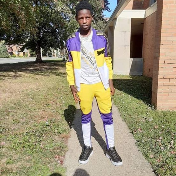 Profile Picture of Asafu Habiaman (@asafuhabiaman) on Poshmark