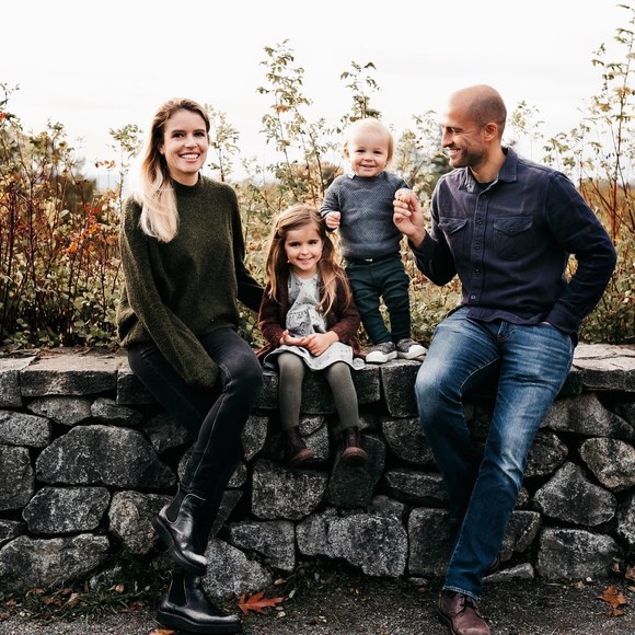 Profile Picture of Allison Gutscher (@allisongutscher) on Poshmark