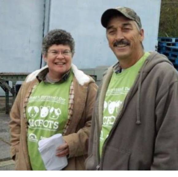 Profile Picture of Penny Haithcoat (@penmorfarm) on Poshmark