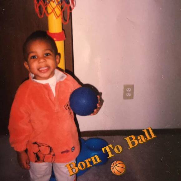 Profile Picture of James Horrell (@james_ballout) on Poshmark