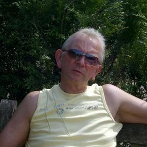 Profile Picture of Dave Colwell (@308566512) on Myspace