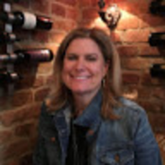 Profile Picture of Christine Wolff (@22francisst) on Poshmark