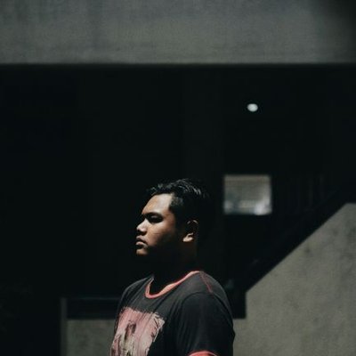 Profile Picture of Icess (@ichlasichlas) on Twitter