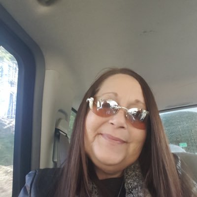 Profile Picture of Tina Tolliver (@tolliver_tina) on Twitter