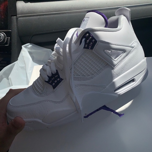 Profile Picture of Eric Toscano (@erictosacno) on Poshmark