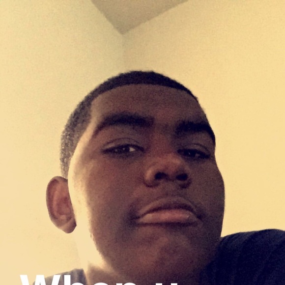 Profile Picture of Brandon Kyle (@brandoe) on Poshmark