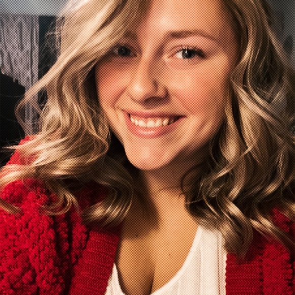 Profile Picture of Randi Hale (@randihale365) on Poshmark