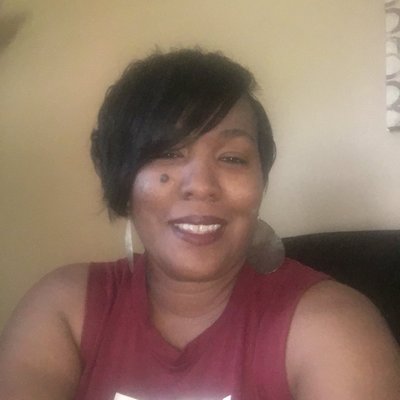 Profile Picture of Dawn Handley (@Dawn_handley99) on Twitter