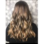 Profile Picture of Laura Bunnell (@laurabeehair) on Instagram