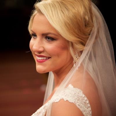 Profile Picture of Grace Larson Brumley (@GraceAnnaLarson) on Twitter