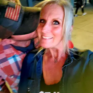 Profile Picture of Trisha Dehart (@trishadehart77) on Tiktok