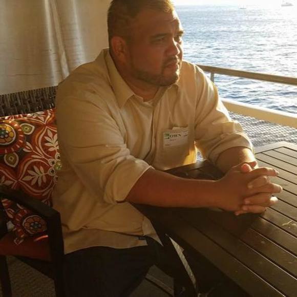 Profile Picture of Steven Botelho (@feelinthephat) on Poshmark