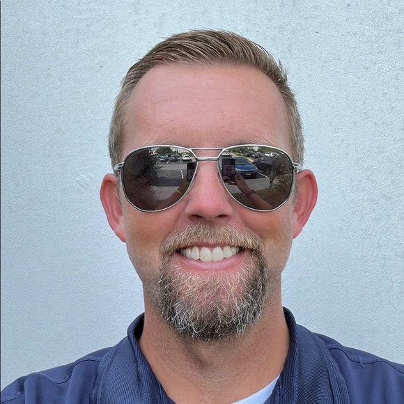 Profile Picture of Tony Amick (@tonyamick) on Poshmark