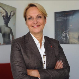 Profile Picture of Julia Hirsch (@JuliaHirsch17) on Twitter