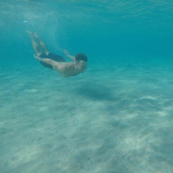 Profile Picture of Evan Hannon (@hannonevan) on Poshmark