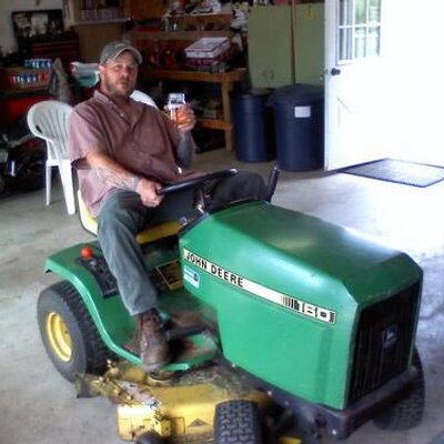 Profile Picture of John Schroter (@honey_badger68) on Twitter